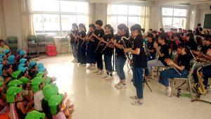 地域貢献　吹奏楽団お隣の保育所の園児と交流会を開催